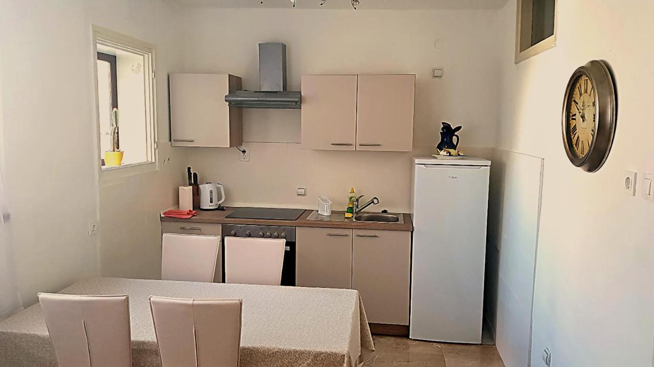 Holiday Apartment Nina , Zadar Old Town Exterior photo